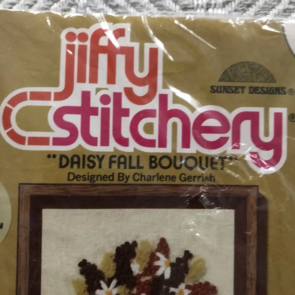 Daisy Embroidery Kit Fall Bouquet #287 Jiffy Stitchery Stamped Crewel Vintage